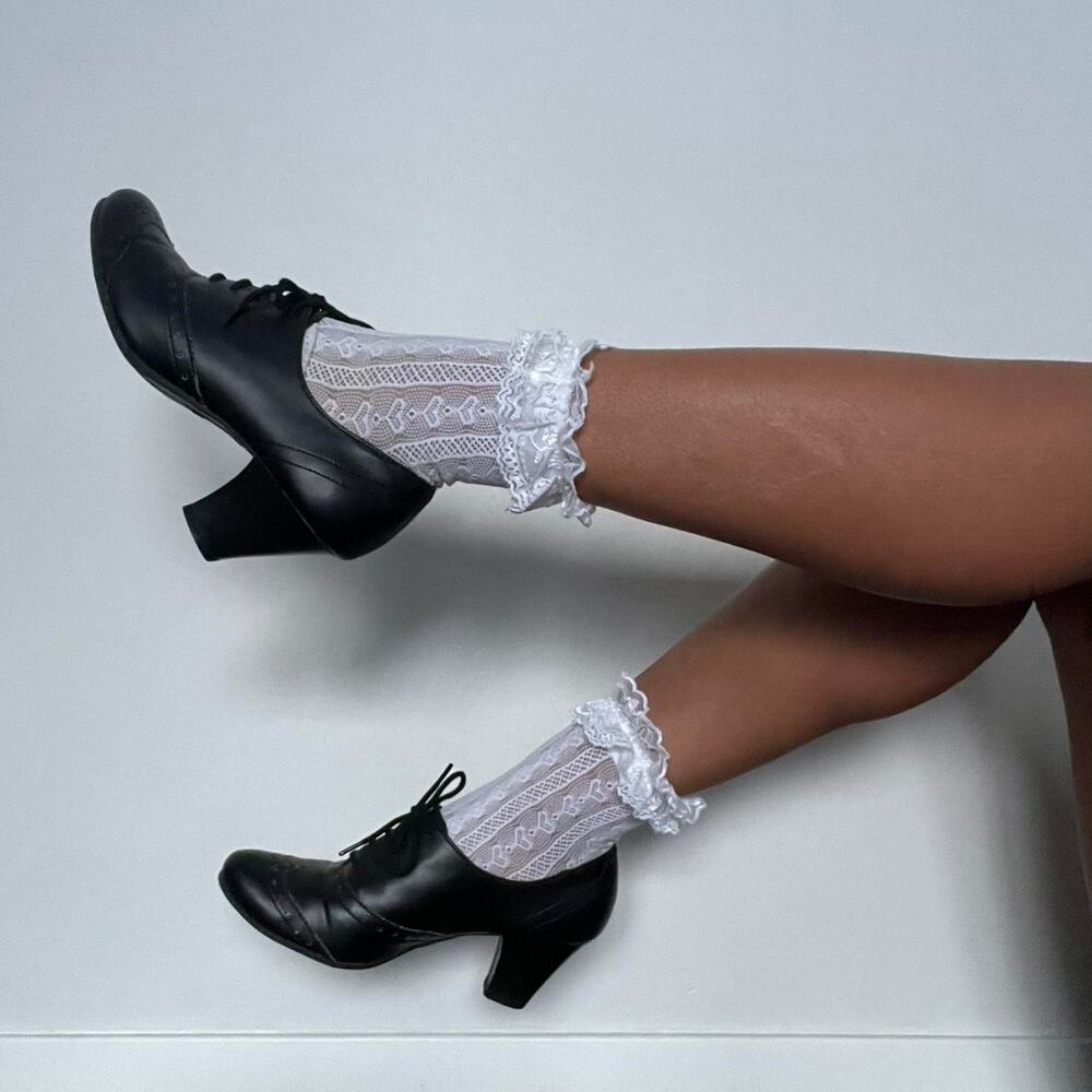 Chunky oxford heels black lace